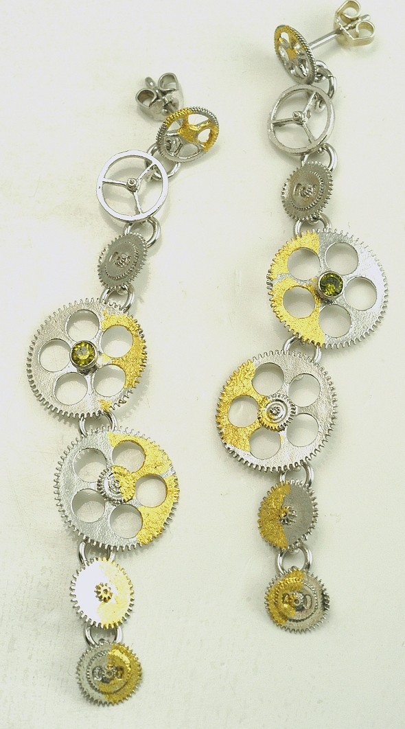 Silver earrings 925 rhodium plated with gold leaf 22K and synthetic stones