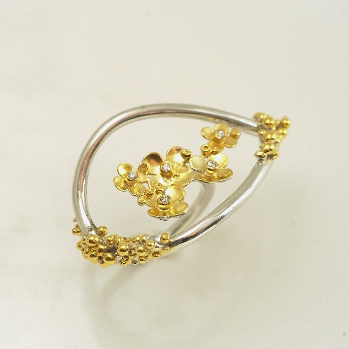 Silver ring 925 rhodium and gold plated with synthetic stones