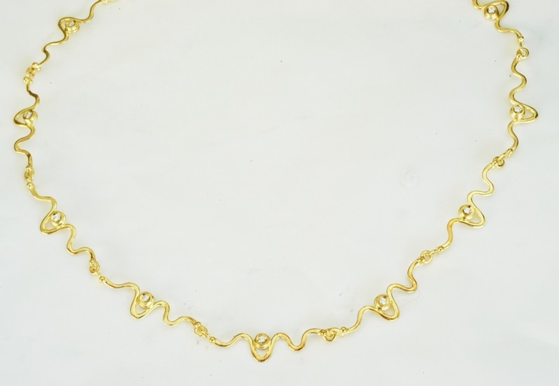 Gold necklace 14K or 18K with synthetic stones or diamonds brilliant cut