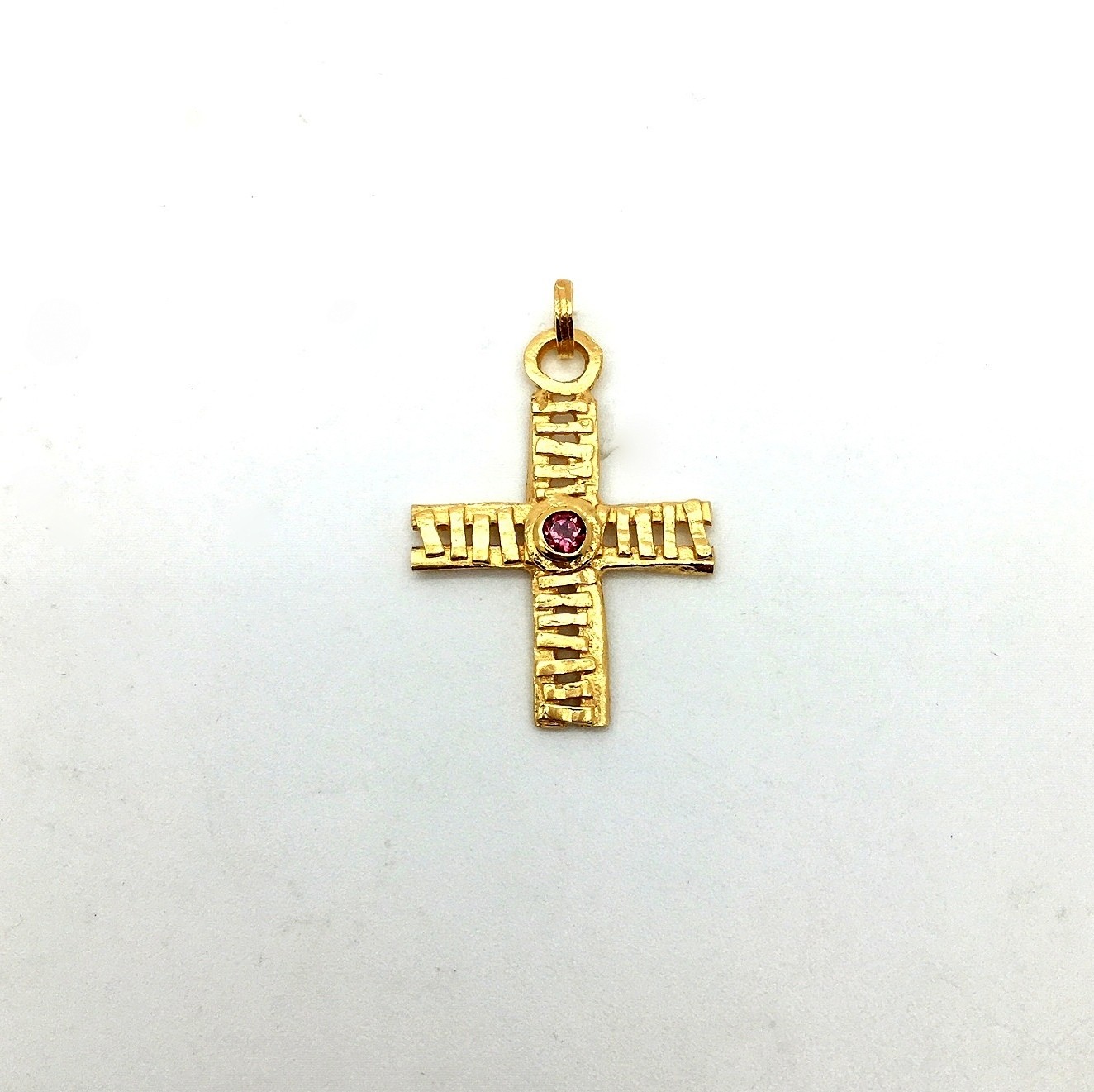 Gold or white gold cross 14K or 18K with semiprecious stones or diamonds brilliant cut