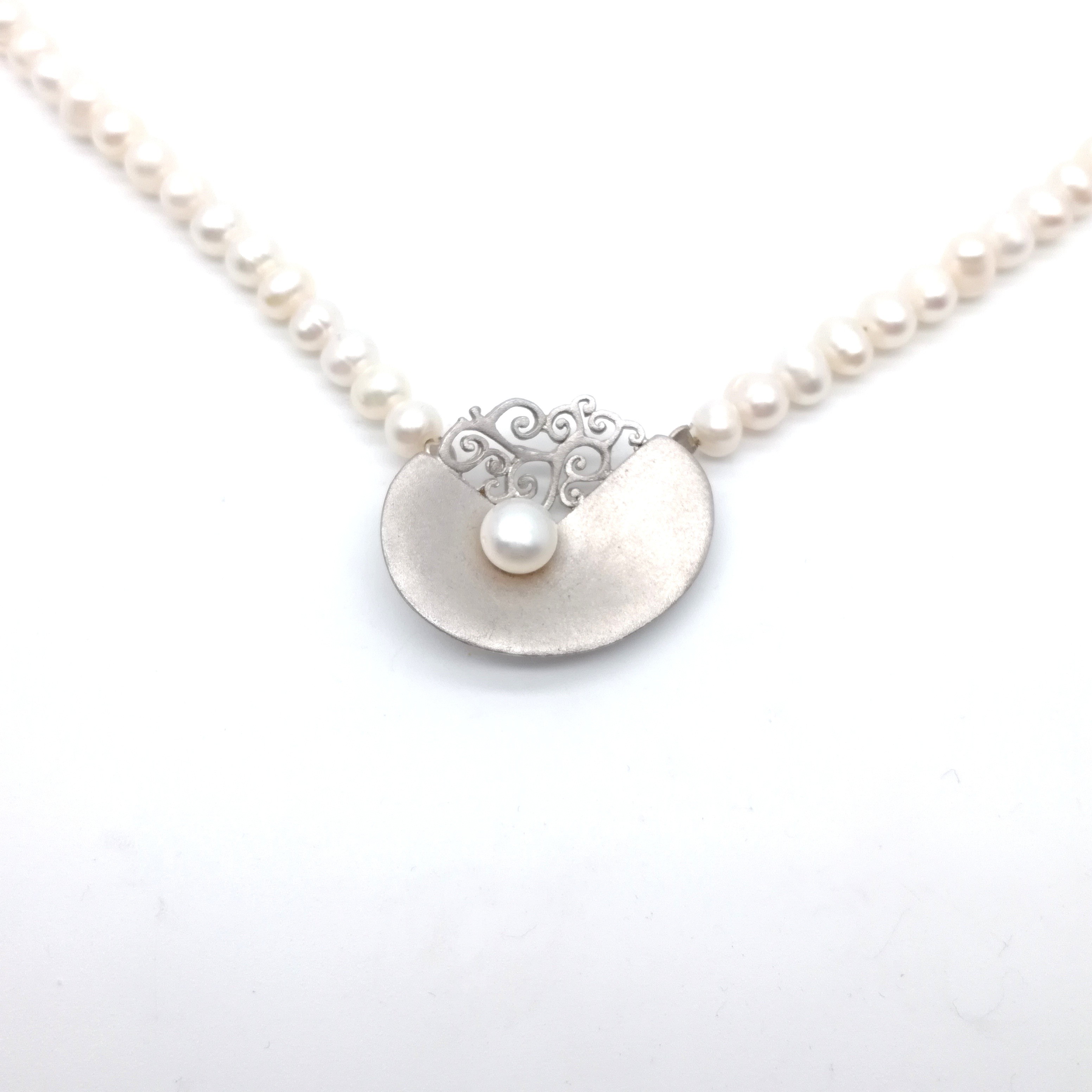 Silver necklace 925 gold plated with pearl 
