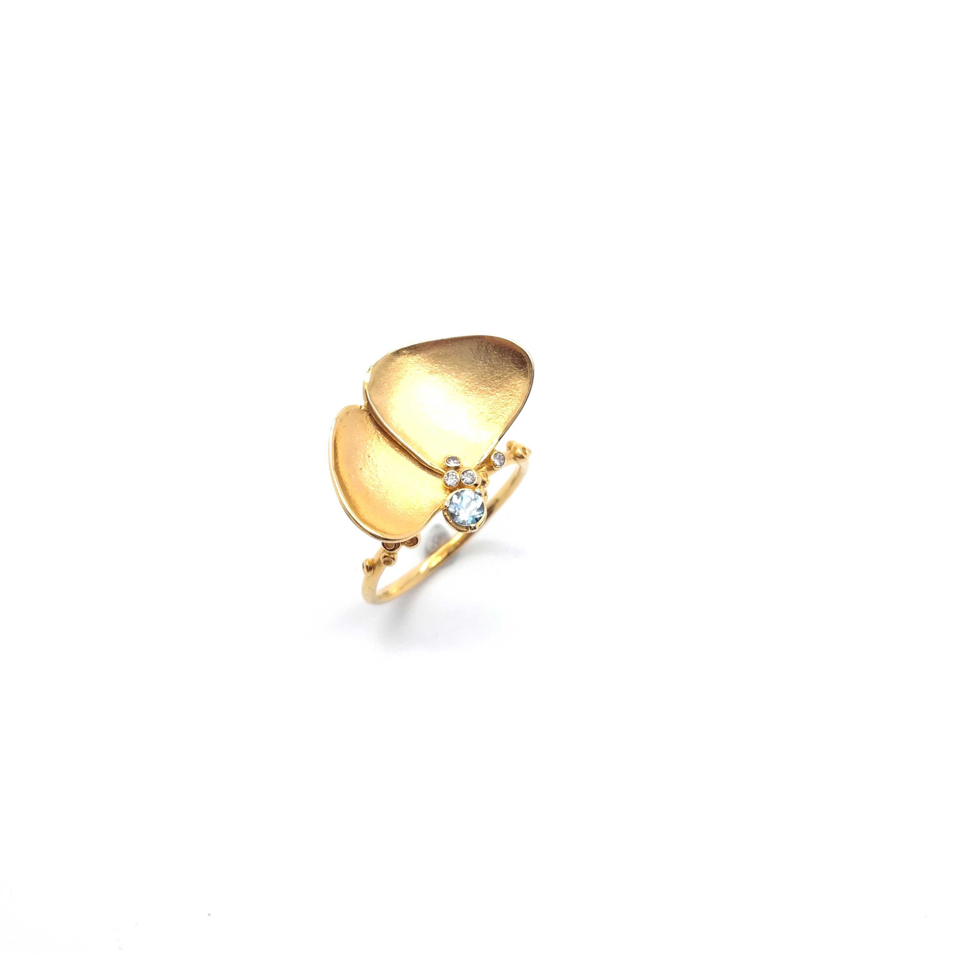 Gold ring 14K or 18K with synthetic stones or diamonds brilliant cut and semiprecious stones