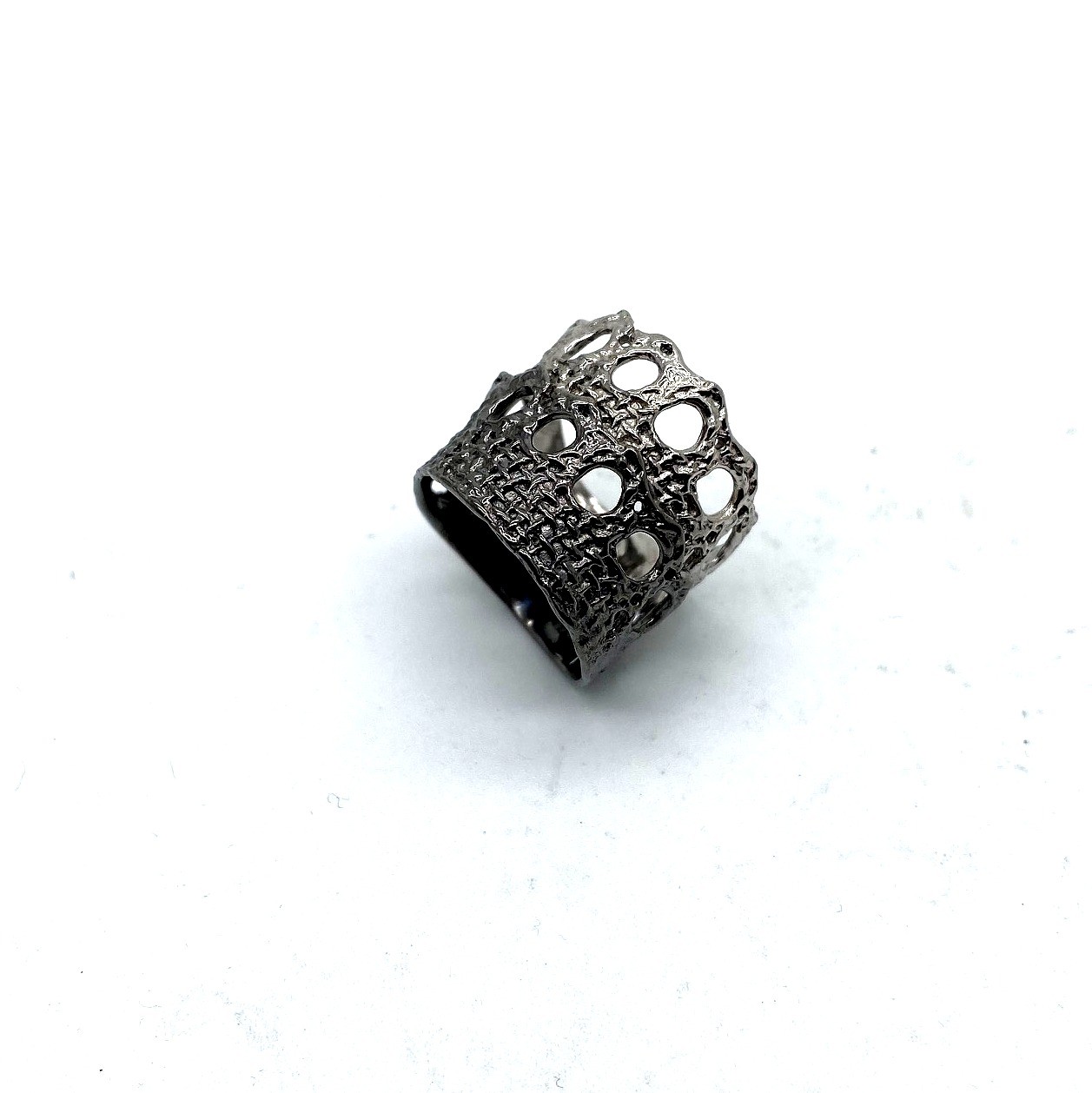 Silver handmade ring in sterling silver rhodium, black rhodium or gold plated 